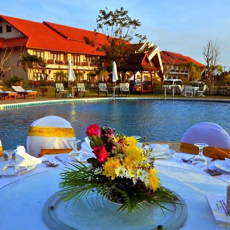Daosavanh Resort & Spa Hotel Savannakhet Dış mekan fotoğraf